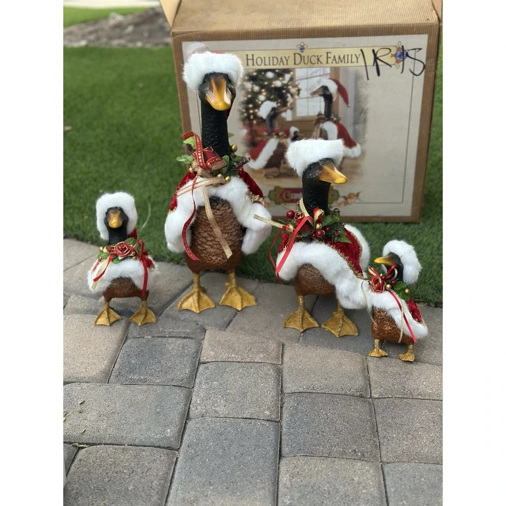 Grandeur Noel Porcelain Holiday Duck Family Figurines Signed Radko W/box